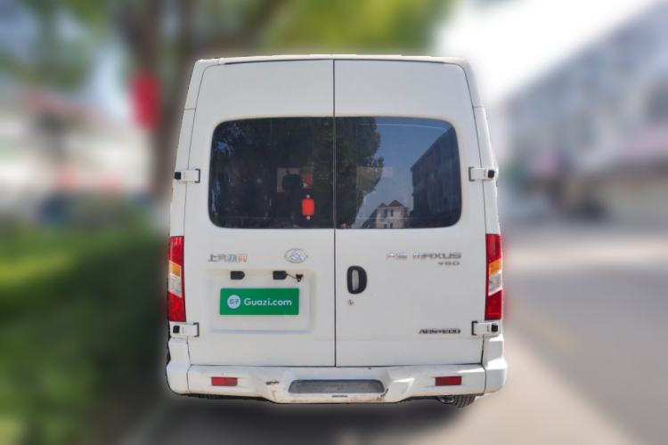 Used SAIC MAXUS Xintu V80 2018 2.5T 6-Speed Manual Aoyuntong Short Wheelbase Mid-Height 5-6 Seater