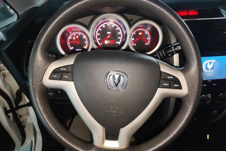 Used Changan CX20 2014 1.4L IMT Sunroof Navigation Version China IV Standard
