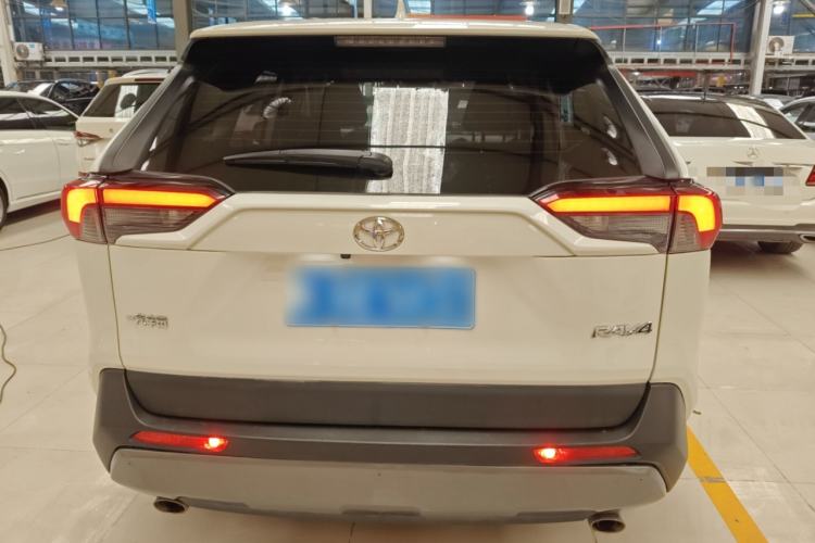 Used Toyota RAV4 2020 2.0L CVT Two-Wheel Drive Fashion Edition