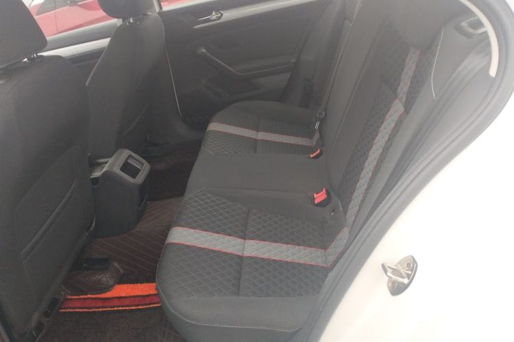 Used Volkswagen Lamando 2019 230TSI DSG Fashion Edition China VI