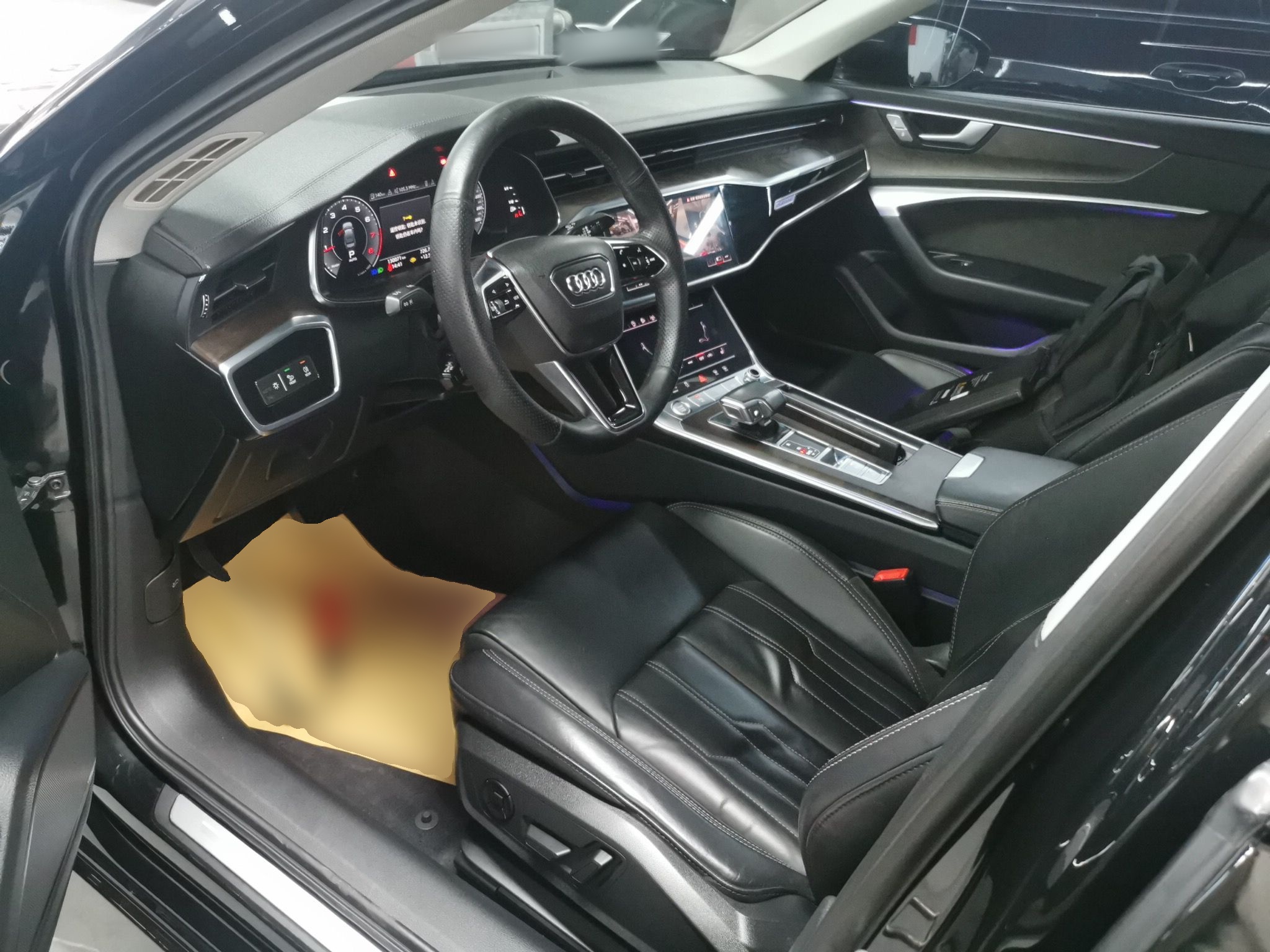 Interior delantero