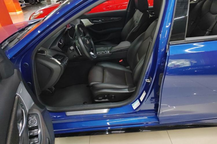 Used Cadillac CT5 2020 Revised 28T Platinum Sport Edition Left Front Seat