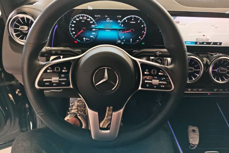 Used Mercedes-Benz GLB 2021 GLB 200 4MATIC
