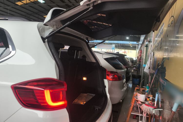 Used SWM G05 2021 PRO 1.5T Automatic Luxury Model 7 Seats
