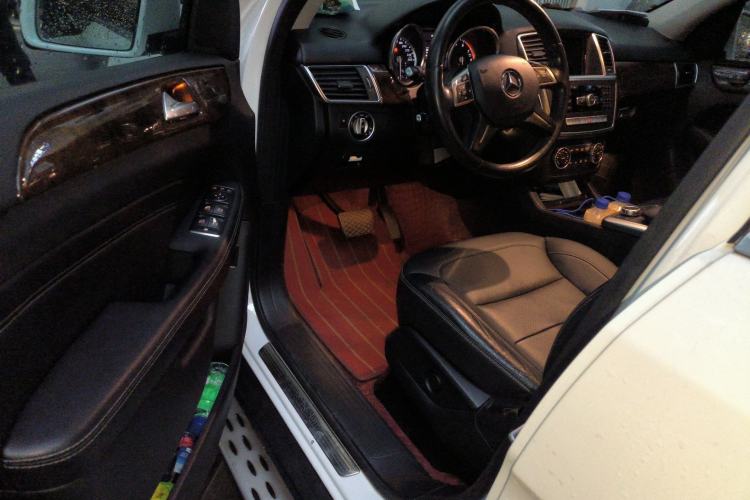 Used Mercedes-Benz M-Class 2015 ML 400 4MATIC Dynamic Model
