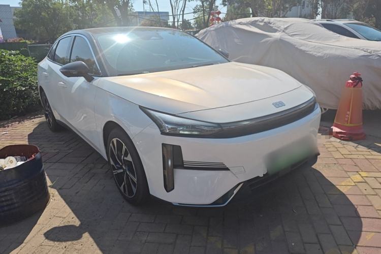 Used Geely Galaxy L6 2023 125km Starship