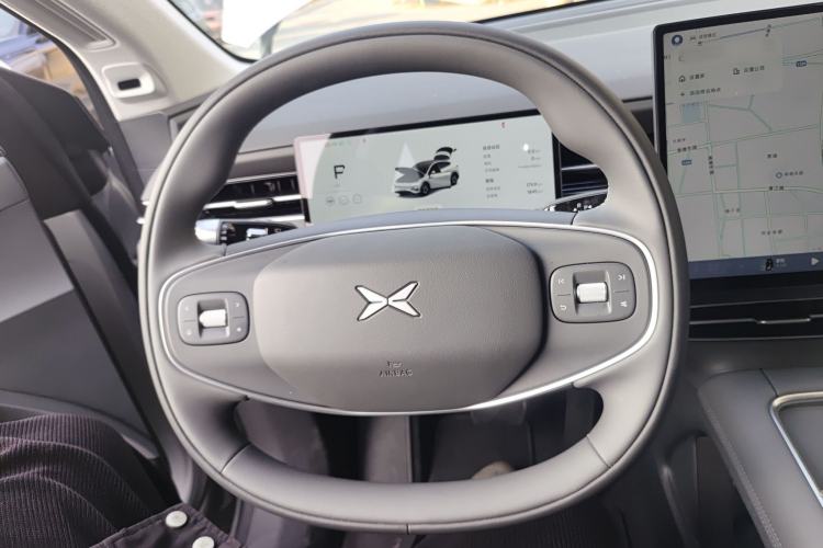 Used XPeng G6 2025 625 Long-Range Max Flagship Edition Steering Wheel