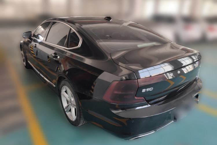 Used Volvo S90 2019 T5 Zhiyi Edition Rear Left 45 Deg