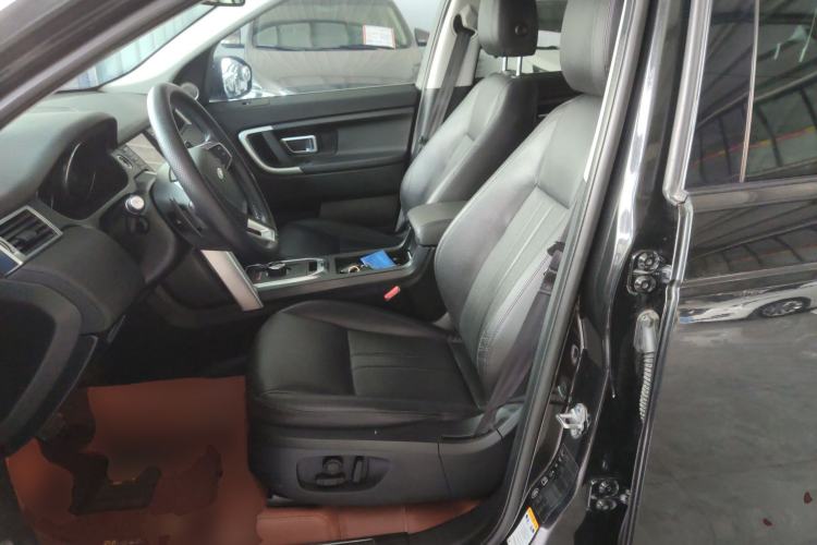 Used Land Rover Discovery Sport 2018 240 PS SE Version
