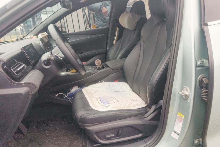 Used BYD Seal 06 New Energy 2025 DM-i Smart Drive 120KM Prestige Model
