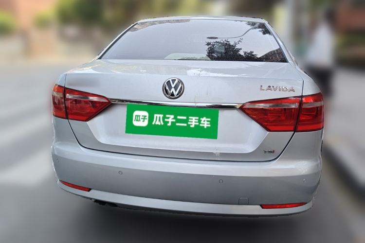 Used Volkswagen Lavida 2013 Revised Version 1.4 TSI DSG Comfort Edition
