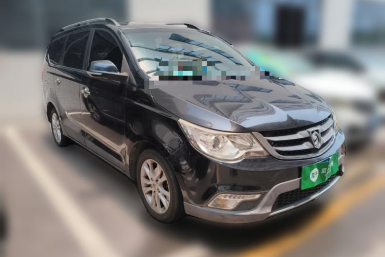 Used Baojun 730 2014 1.5L Manual Luxury Navigation ESP Version 7 Seats