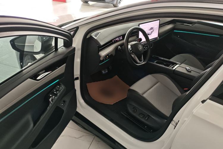 Used Volkswagen ID.7 VIZZION 2024 AIR model