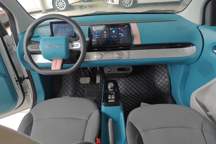 Used CHANGAN NEVO Lumin 2022 301km Honey-Sweet Version