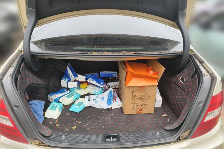 Used Mercedes-Benz C-Class 2010 C 180K Classic model