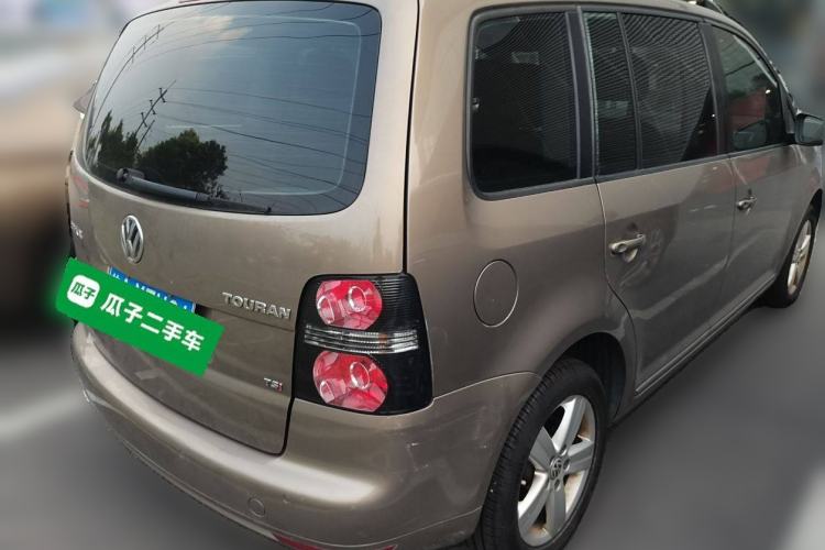 Used Volkswagen Touran 2015 1.4T DSG Comfort Edition 5 Seats
