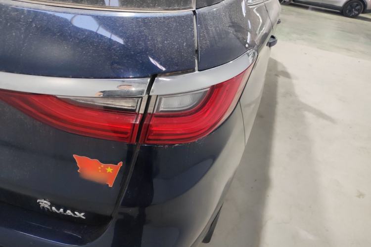 Used BYD Song MAX 2017 1.5T Automatic Smart Connect Elite 7-Seater Right Rear Taillight