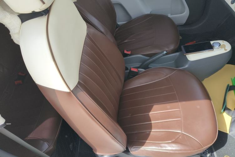 Used CHANGAN NEVO Lumin 2023 301km Honey Dew Edition Right Front Seat