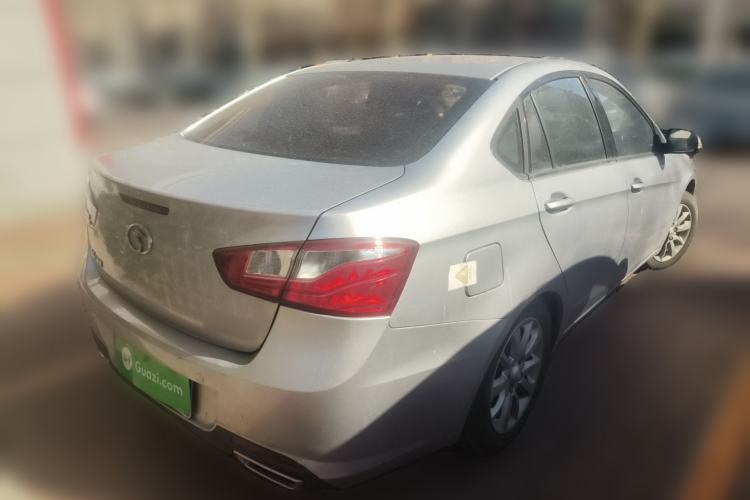 Used Soueast V5 Lingzhi 2014 1.5L Manual Luxury Model Rear Right 45 Deg