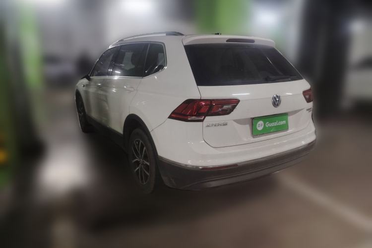 Used Volkswagen Tiguan L 2018 330TSI Automatic Two-Wheel Drive Luxury Edition Rear Left 45 Deg