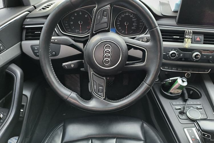 Used Audi A4L 2018 30th Anniversary Edition 40 TFSI Trendy Model