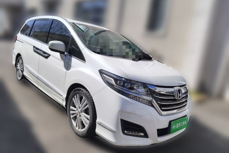 Used Honda Elysion 2016 2.4L Style Edition Front Right 45 Deg
