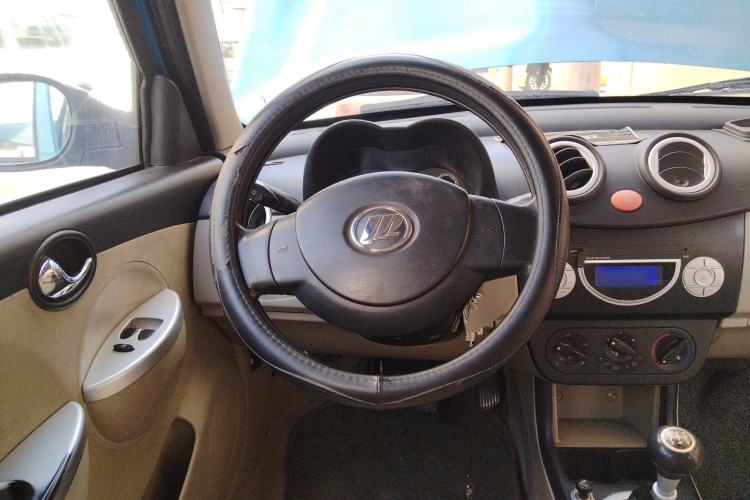 Used Lifan Auto 320 2012 Champion Edition 1.3L Manual Cool Xiang Model Steering Wheel
