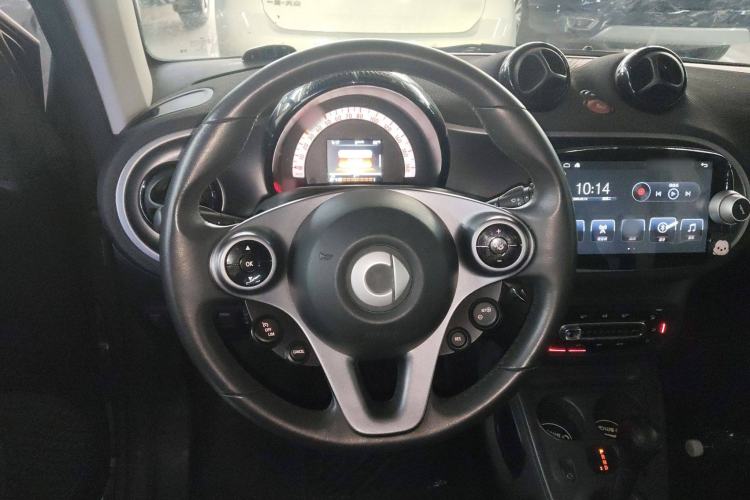Used smart fortwo 2015 1.0L 52 kW Hardtop Passion Edition Steering Wheel