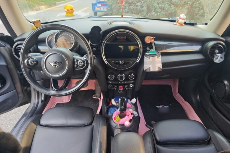 Used MINI MINI 2020 1.5T COOPER Classic Edition