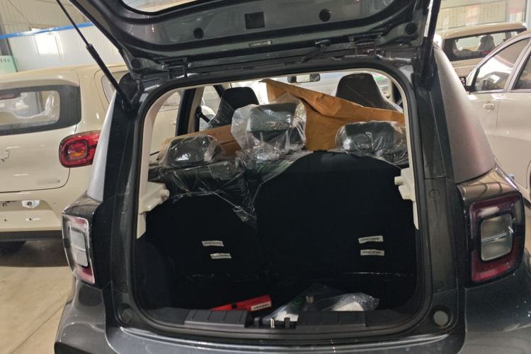 Used JAC Yiwei E10X 2024 Charming Edition 301km Lite