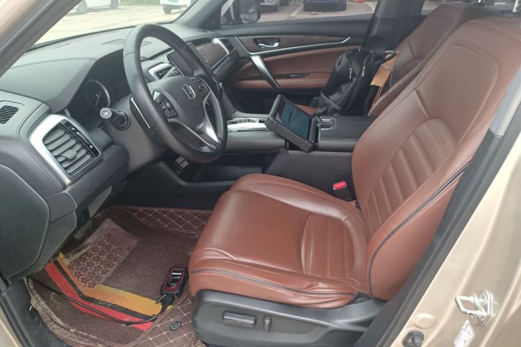 Used Honda UR-V 2017 370TURBO 2WD Prestige Edition China V Left Front Seat