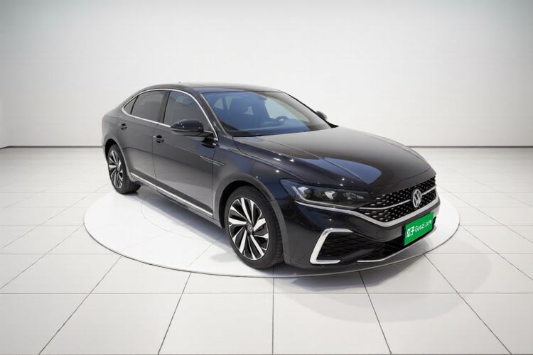 Used Volkswagen Passat 2022 330TSI Starry Elite Edition Exterior 2