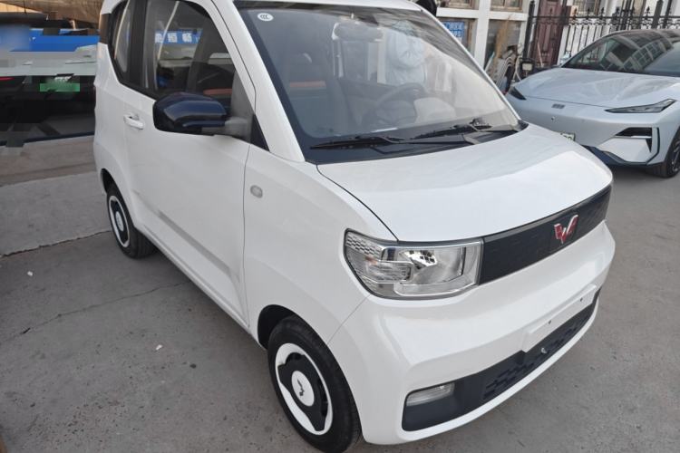 Used Wuling Hongguang MINIEV 2022 Easy Version Lithium Iron Phosphate
