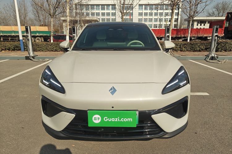 Used Baojun Yunhai 2024 140km Plug-in Hybrid Version