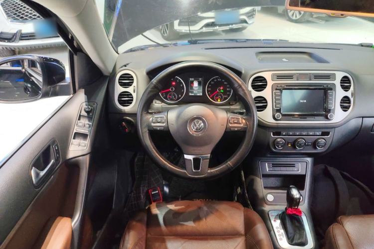 Used Volkswagen Tiguan L 2015 1.8TSI Automatic All-Wheel-Drive Luxury Model