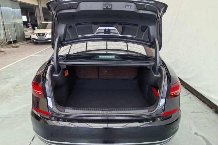 Used Volkswagen Passat 2021 330TSI Luxury Edition Exterior 11