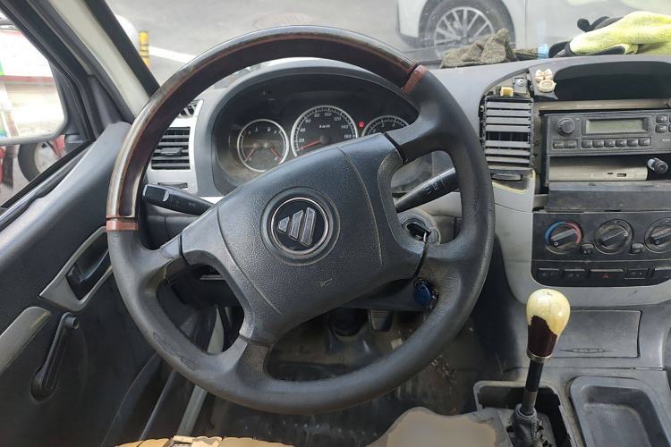 Used Foton Scenic 2014 2.0L Express Classic Short-Wheelbase High-Roof 491EQ4A
