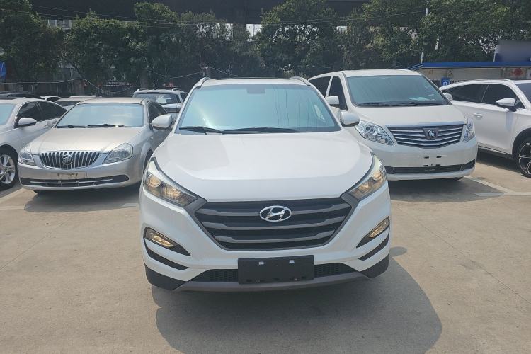 Used Hyundai Tucson 2015 1.6T Dual-Clutch Two-Wheel-Drive Smart Model Front