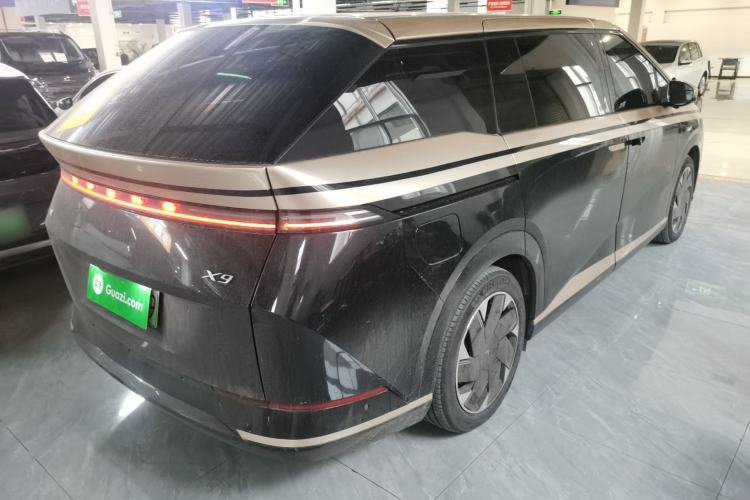 Used XPeng X9 2024 702 Ultra-Long Range Max