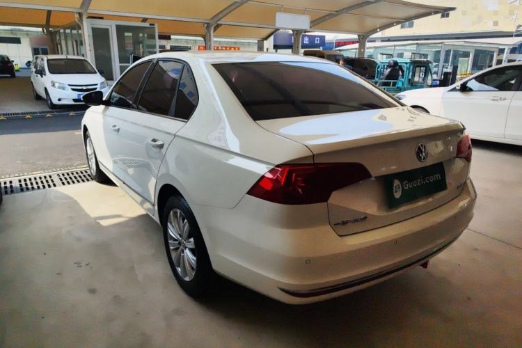 Used Volkswagen Bora 2016 1.6L Manual Comfort Model
