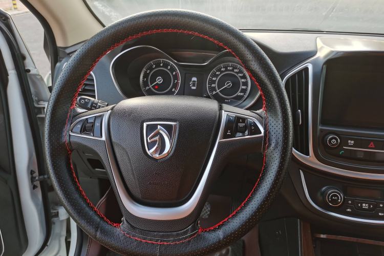 Used Baojun 560 2017 Rhythmic Edition 1.8L iAMT Prestige Model
