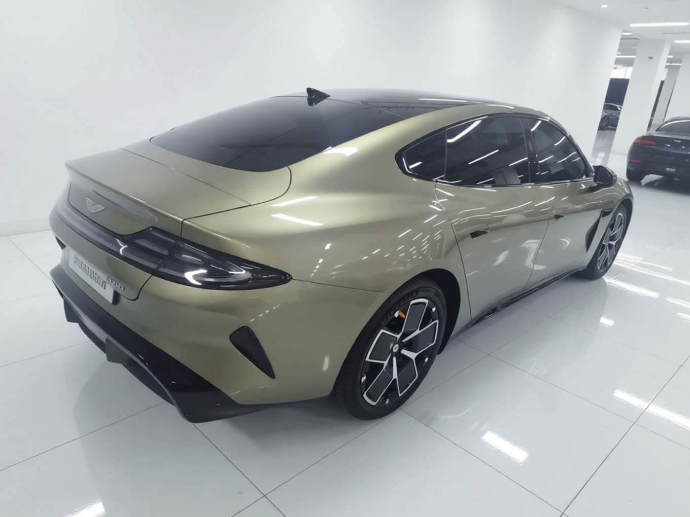 Xiaomi Auto SU7 2024 Rear-Drive Ultra-Long Range Advanced Pro-Level Intelligent Driving Version — снимка 6
