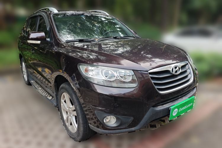 Used Hyundai Santa Fe Classic 2011 2.4 Comfort Edition 7-Seater Two-Wheel Drive