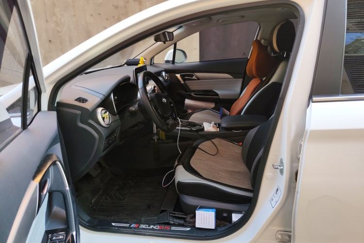 Used BAIC Beijing EU5 2018 R550 Smart Trend Edition Left Front Seat