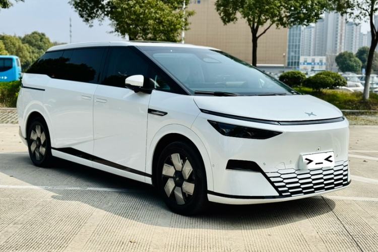 Used XPeng X9 2024 610 Long-Range Pro