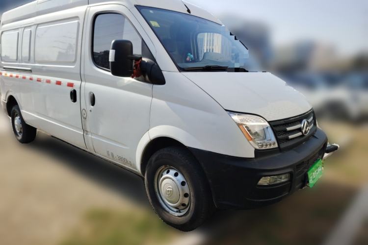 Used SAIC MAXUS Xintu V80 2020 2.5T Manual Classic City Delivery King Long Wheelbase Mid-Height 2/3 Seats