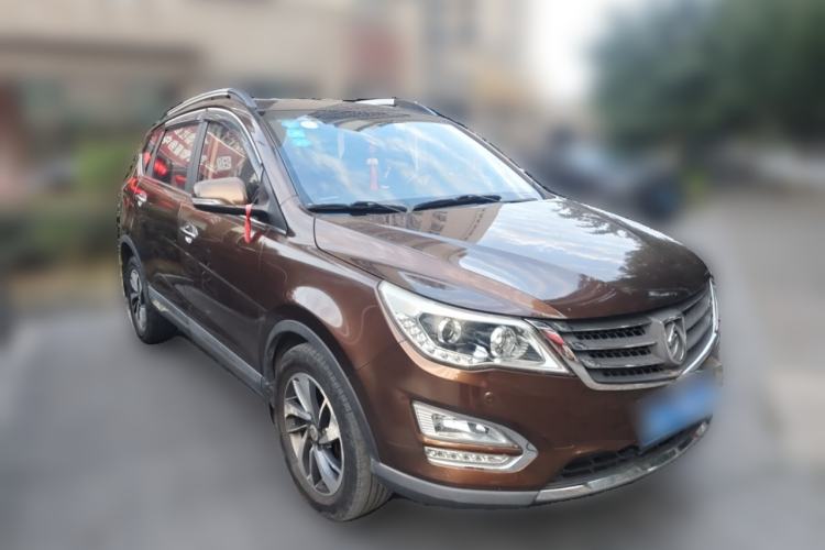 Used Baojun 560 2015 1.8L manual luxury version