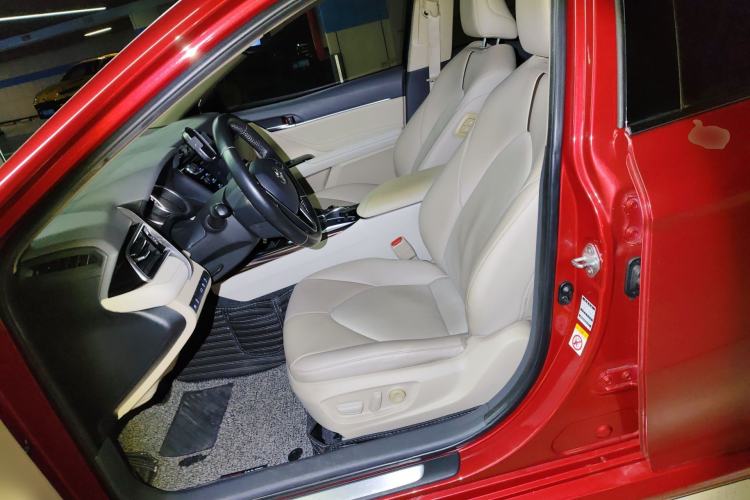 Used Toyota Camry 2018 2.0G Luxury Edition