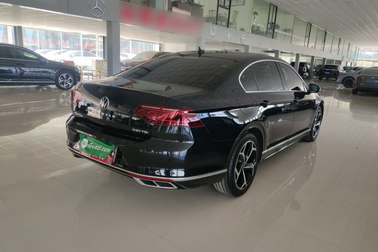 Used Volkswagen Magotan 2023 2 Million Units Limited Edition 330TSI DSG Leading Version Rear Right 45 Deg