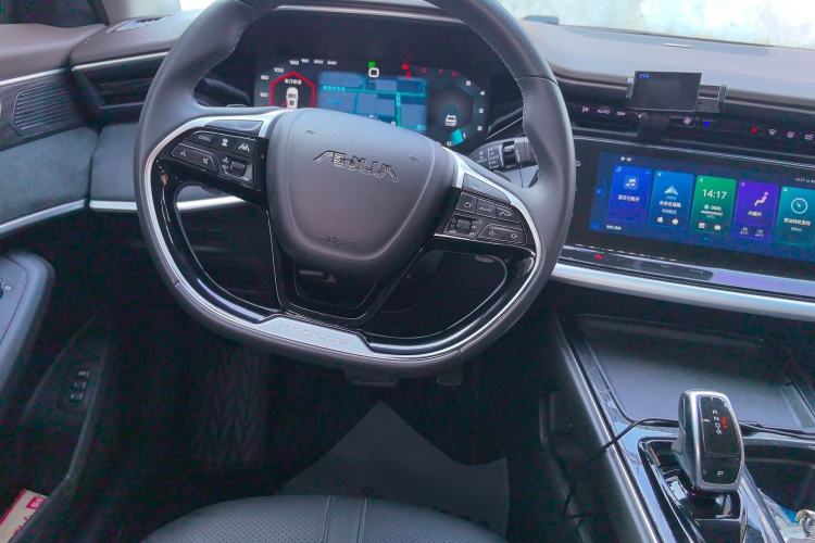 Used Dongfeng Aeolus Yixuan MAX 2021 1.5T Super Cool Dad Edition Steering Wheel